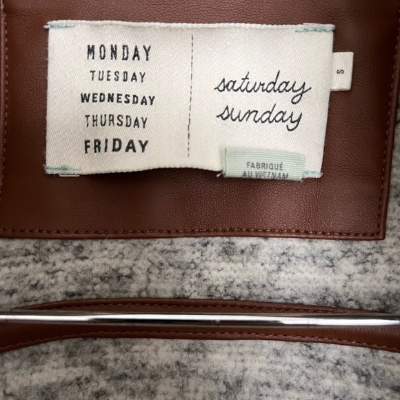 Anthropologie Sundays Boucle bomber jacket open front with pockets Sherpa - Picture 2 of 4